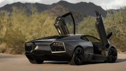 2008-lamborghini-reventon-auction2