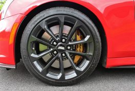 2016-cadillac-ats-v-wheel