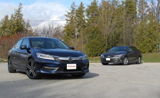 2016-toyota-camry-vs-honda-accord-comparison