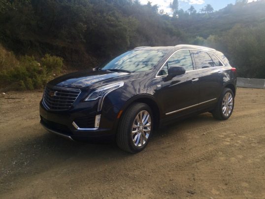 2017-cadillac-xt5-review-2