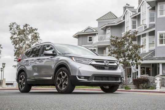 2017-honda-cr-v-touring-awd-front-three-quarter