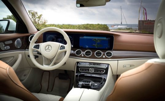 2017 Mercedes-Benz E400 Wagon