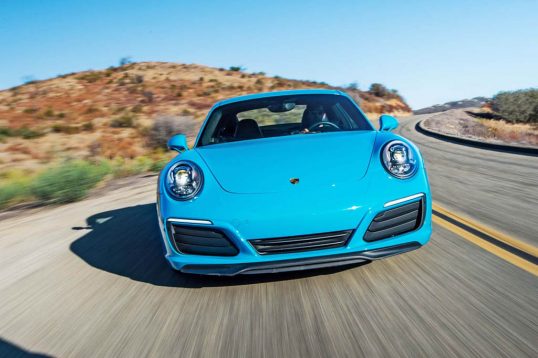 2017-porsche-911-carrera-s-front-end-in-motion