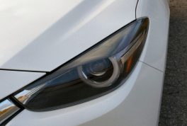 2017-mazda-mazda38