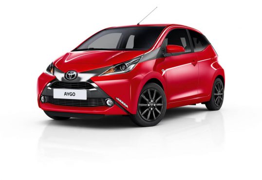 2017-toyota-aygo-x-style-1