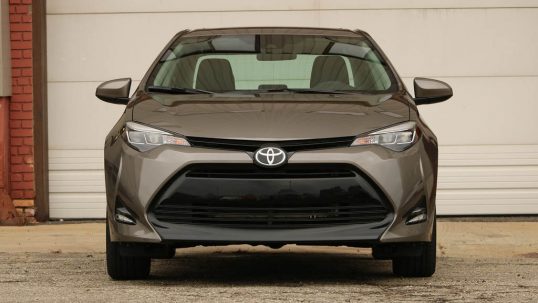 2017-toyota-corolla-review