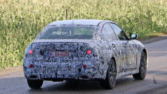 2018-bmw-3-series-m-sport-spy-photo04