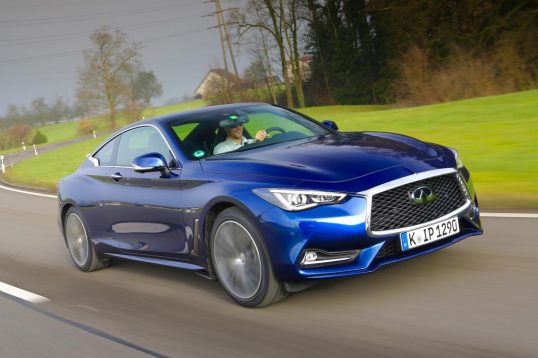 Infiniti Q60 Premium Tech 2017