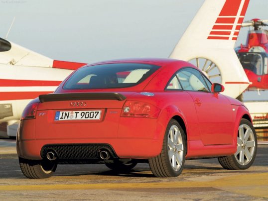 audi-tt-2003-03