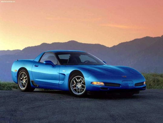 chevrolet-corvette-2002-z06