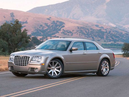 chrysler-300c-2008-01