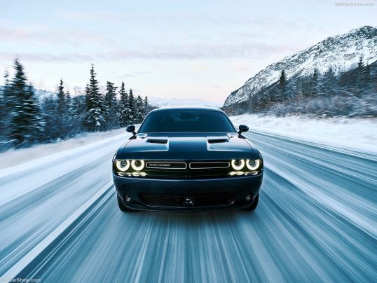 dodge-challenger_gt_awd-2017-1024-06