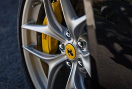 ferrari-f12-berlinetta-19