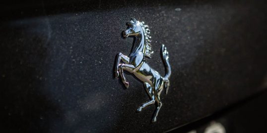 ferrari-f12-berlinetta-31
