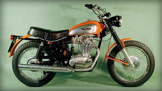 heritage_decade-1960_01_scrambler-350-dx