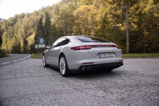 Porsche Panamera Turbo 2017