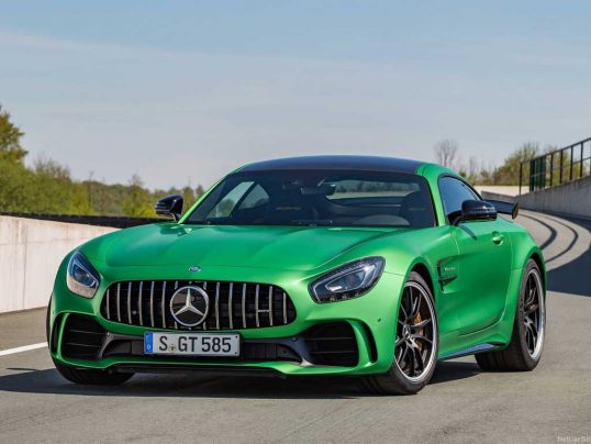 mercedes-benz-amg-gt-2017-r