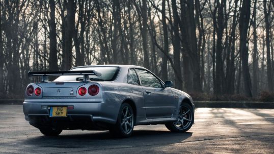 nissan-skyline-gt-r