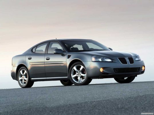 pontiac-grand-prix-2008-01