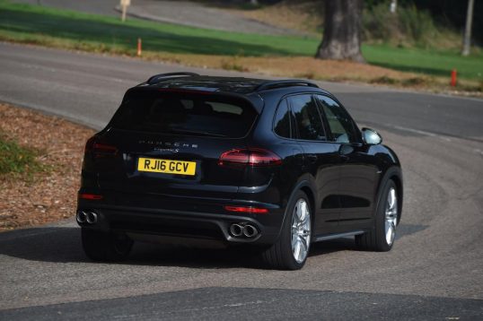 porsche-cayenne-03