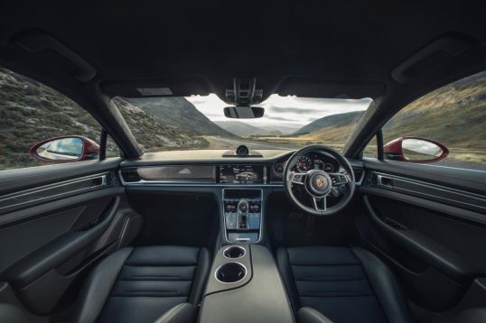 Porsche Panamera Turbo 2017