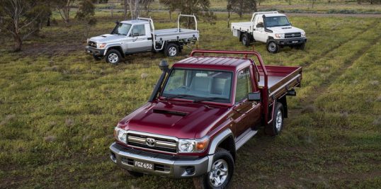 toyota-landcruiser-70-52