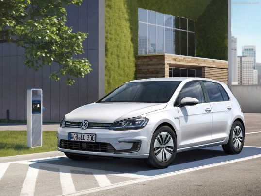 volkswagen-e-golf-2017-1024-01