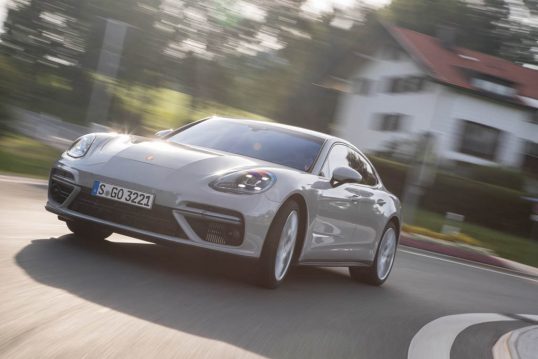 Porsche Panamera Turbo 2017