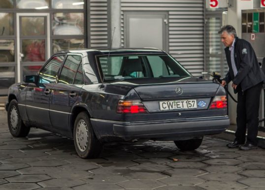 1992-mercedes-benz-e-class-6