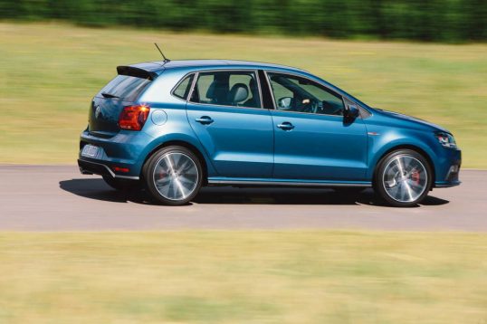 2015-volkswagen-polo-gti-car-review-3