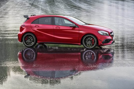 2016-mercedes-amg-a45-3