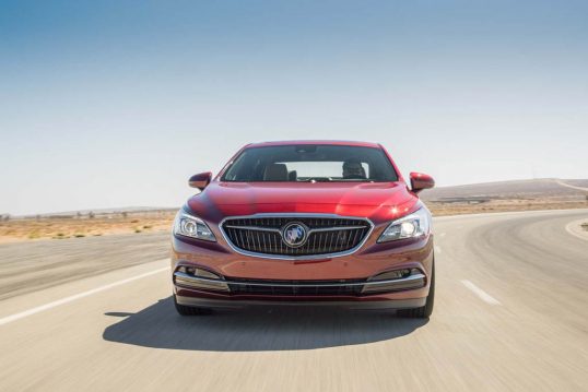 2017-buick-lacrosse-front-end-in-motion