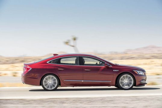 2017-buick-lacrosse-side-in-motion