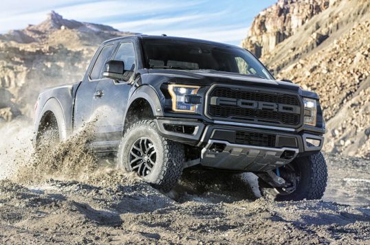 2017-ford-f-150-raptor-closeup