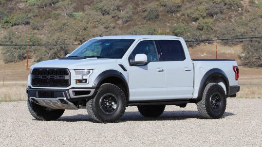 2017-ford-f-150-raptor-first-drive