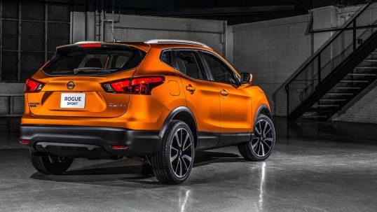 2017-nissan-rogue-sport-04