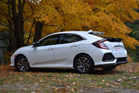 2017hondacivichatchback012