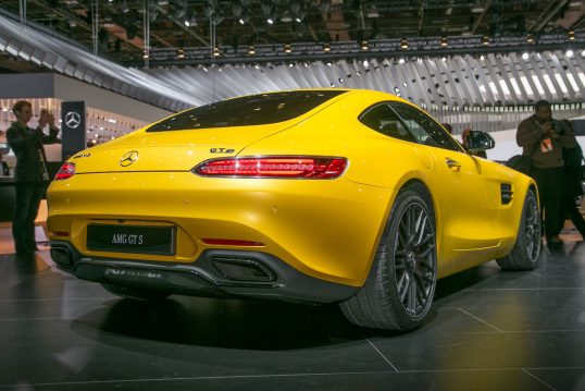 2018-mercedes-amg-gt-s-refresh-rear-three-quarter-1