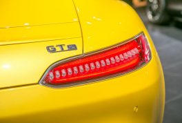 2018-mercedes-amg-gt-s-refresh-tail-light