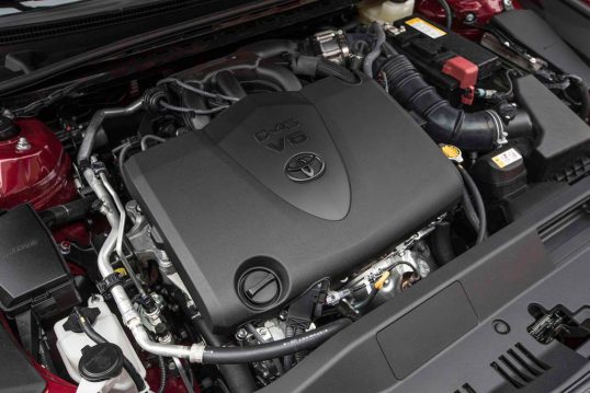 2018-toyota-camry-xse-v-6-engine