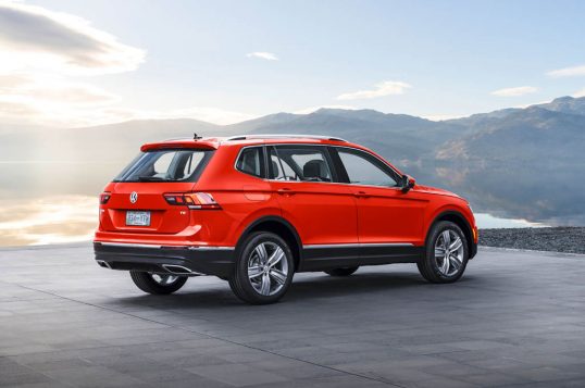 2018-volkswagen-tiguan-long-wheelbase-rear-three-quarter-1