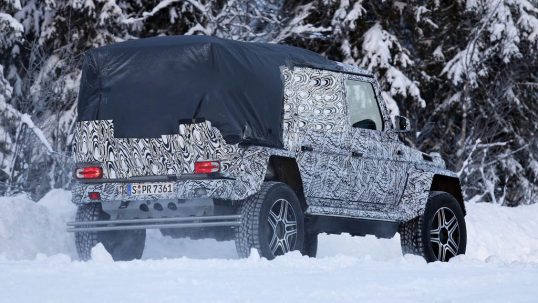 2018-mercedes-g-class-4x4-pickup-spy-photo-05