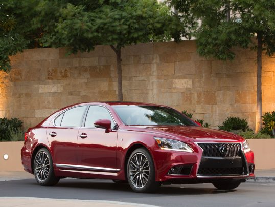 7-lexus-ls-2017