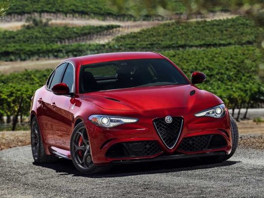 alfa-romeo-giulia-2016-quad