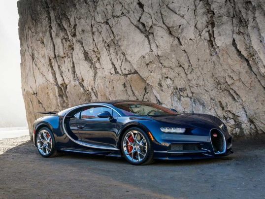 bugatti-chiron-2017-09