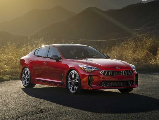 kia-stinger-2018-1600-04