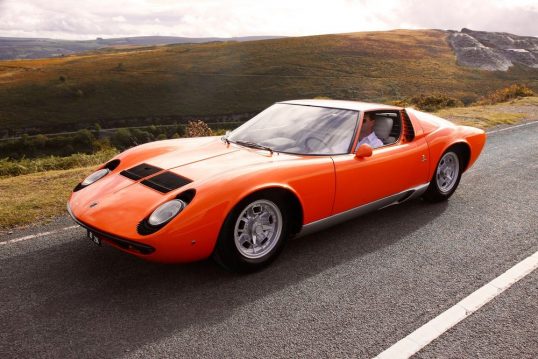 lamborghini-miura