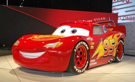 lightning-mcqueen-cars-disn