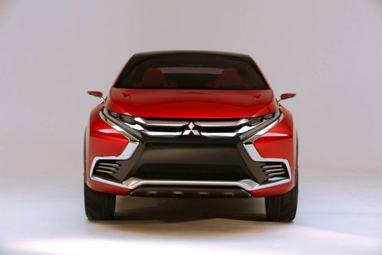 mitsubishi-concept-xr-phev-ii-15