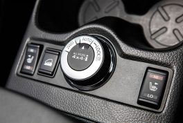 nissan-x-trail-2015-4wd-switch